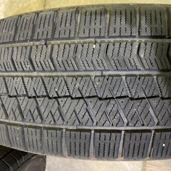215/65R16 スタッドレス3本の画像