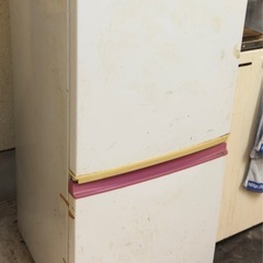 電子レンジ　冷蔵庫　SHARPの画像