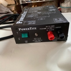 バッテリー充電器の画像