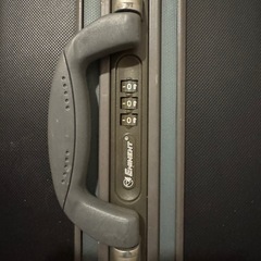 スーツケースの画像