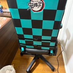 鬼滅の刃  炭治郎ゲーミングチェアの画像