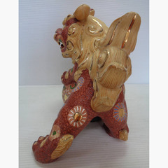 ★▲九谷焼　玉獅子　玉乗り獅子　色絵金彩赤獅子　高さ27cm　狛犬　シーサー　置物　飾物　魔除け　縁起物★bの画像