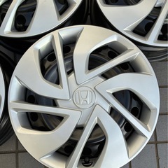 ホンダフリードホイール、ホイールキャップセット4本セットの画像