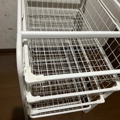 IKEA イケア 4段　フレーム/メッシュバスケット4個付き　40x59x69 cm ホワイトの画像