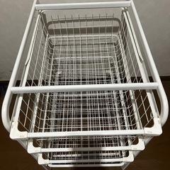 IKEA イケア 4段　フレーム/メッシュバスケット4個付き　40x59x69 cm ホワイトの画像