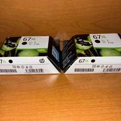 hpインクカートリッジ２つの画像