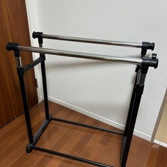 伸縮 パイプハンガーラック ２段　安定感ありの画像