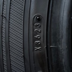 トラック用スタドレスタイヤの画像