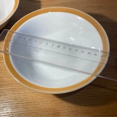 昭和レトロ　白いお皿 5個セット まとめ売り 縁取りパールオレンジの画像