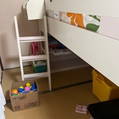二階建てベッド
の画像