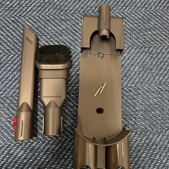 【ジャンク】ダイソン掃除機 v7の画像