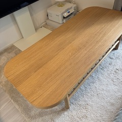 オシャレなローテーブルの画像