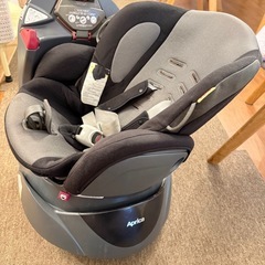アップリカ チャイルドシートの画像