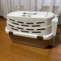 ペットキャリーの画像