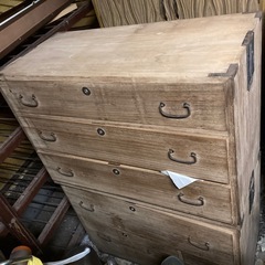 桐？タンスの画像