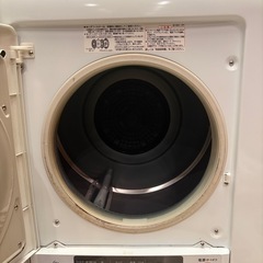 HITACHI の衣類乾燥機、DE-N60WVの画像