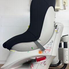 ✨️ジモティー割引✨️【ジャングルジャングル堺初芝店】　現状販売　チャイルドシート　エールベベ　360ターンSⅡ　ALB80　ブラック　堺市（東区　西区　北区　南区　堺区　美原区）高石市　泉大津市　忠岡町　和泉市　松原市　大阪狭山市の画像