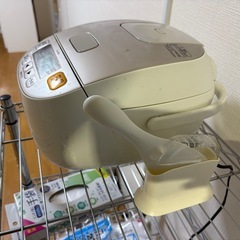 炊飯器の画像