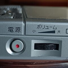 シャープ　見えるラジオ　FV-L2-S　［ジャンク品］　液晶ビジュアルラジオ　AM/FM　ACアダプタ　カーアダプタ　有りの画像