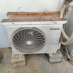 取引中　パナソニック　エアコン　2016年製の画像
