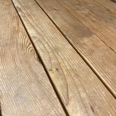 ダイニングテーブルの画像