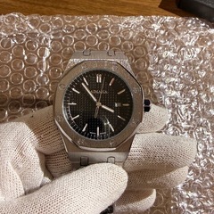 ラグジュアリー腕時計　調整キット付きの画像