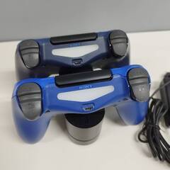 SONY PS4 DUALSHOCK 4 コントローラー2個＆充電スタンドセットの画像