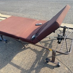 折りたたみベッド 電動ベッドの画像