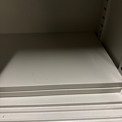 鍵付き！引き違い書庫の画像