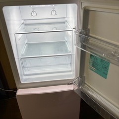 今月２０日まで　2021年製Haier冷蔵庫
ピンクの画像