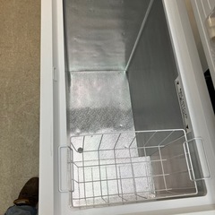 12/25まで店頭商品一部を除き半額クリスマスSALE!!開催中 こちらは30%offになります。　サ2512-074 AQUA ノンフロン冷凍庫 ホームフリーザー 205L AQF-21CK 2022年製 動作確認済み キズ汚れ有りの画像