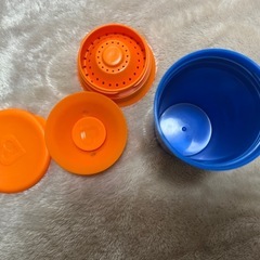 マンチキン　コップのみ練習　こぼれない　シャチの画像