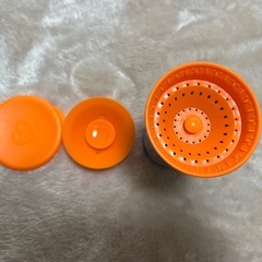 マンチキン　コップのみ練習　こぼれない　シャチの画像