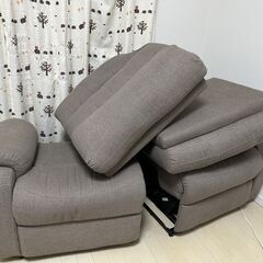 【美品】【1万円に値下げ】ニトリ　2人掛け電動リクライニングソファ の画像
