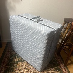 エムール 折りたたみマットレス（グレー）の画像