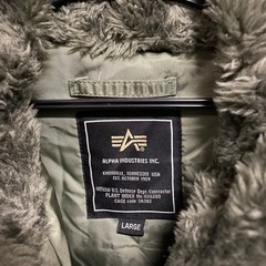 ALPHA INDUSTRIES フード付きミリタリージャケット Lの画像