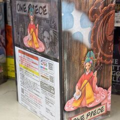 フィギュア 小紫 ONEPIECE 未開封【ジャングルジャングル岩出店】【B440】和歌山 岩出市 紀の川市 海南市の画像