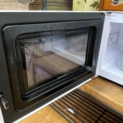 激安レンジ!! 50Hz専用 YAMADA YMW-M17JW5 単機能 電子レンジ 700Wの画像