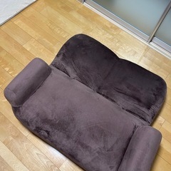 2人掛けソファ 肘掛付きの画像