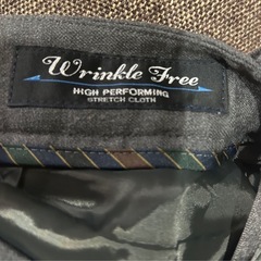 les mues　レディーススーツの画像