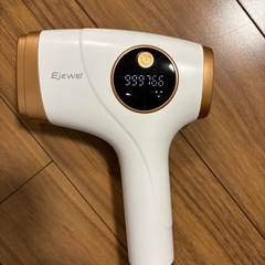 Ejewel IPL 光脱毛器の画像