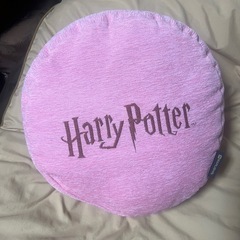 [ゴブラン織りダイカットクッション] ハリー・ポッター ハリーの誕生日の画像