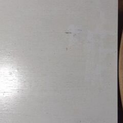 ダイニングテーブルの画像