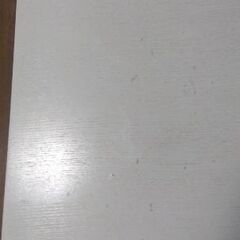 ダイニングテーブルの画像