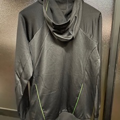 メッシュフード付きパーカー 黒の画像