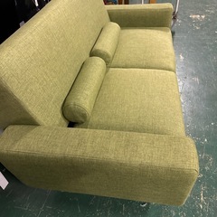 美品！定価2.9万円！緑の2人掛けソファー！の画像
