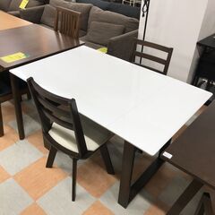 ＼家具＊家電のお店／【ｼﾞｬﾝｸﾞﾙｼﾞｬﾝｸﾞﾙ石川金沢店】バタフライ ダイニングセット2人用 ニトリ 木目調/ホワイト W(幅)92-120×D(奥行き)75×H(高さ)69.5cmの画像