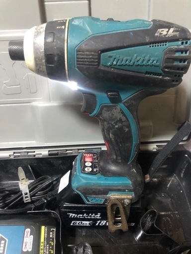 ③マキタ18v、4モード電動インパクトドライバー TP141D中古品