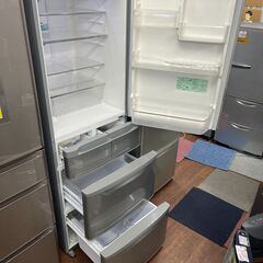 【リサイクルショップどりーむ天保山店】No.3916 冷蔵庫 日立 2011年製 415Lの画像