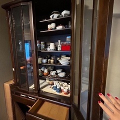 食器棚、収納家具の画像